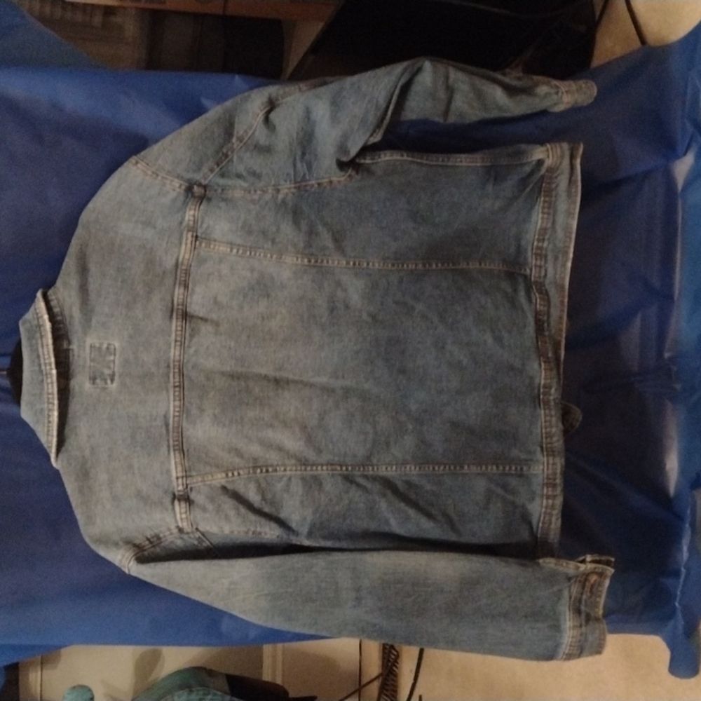 Jean jacket - Picture 2 of 2